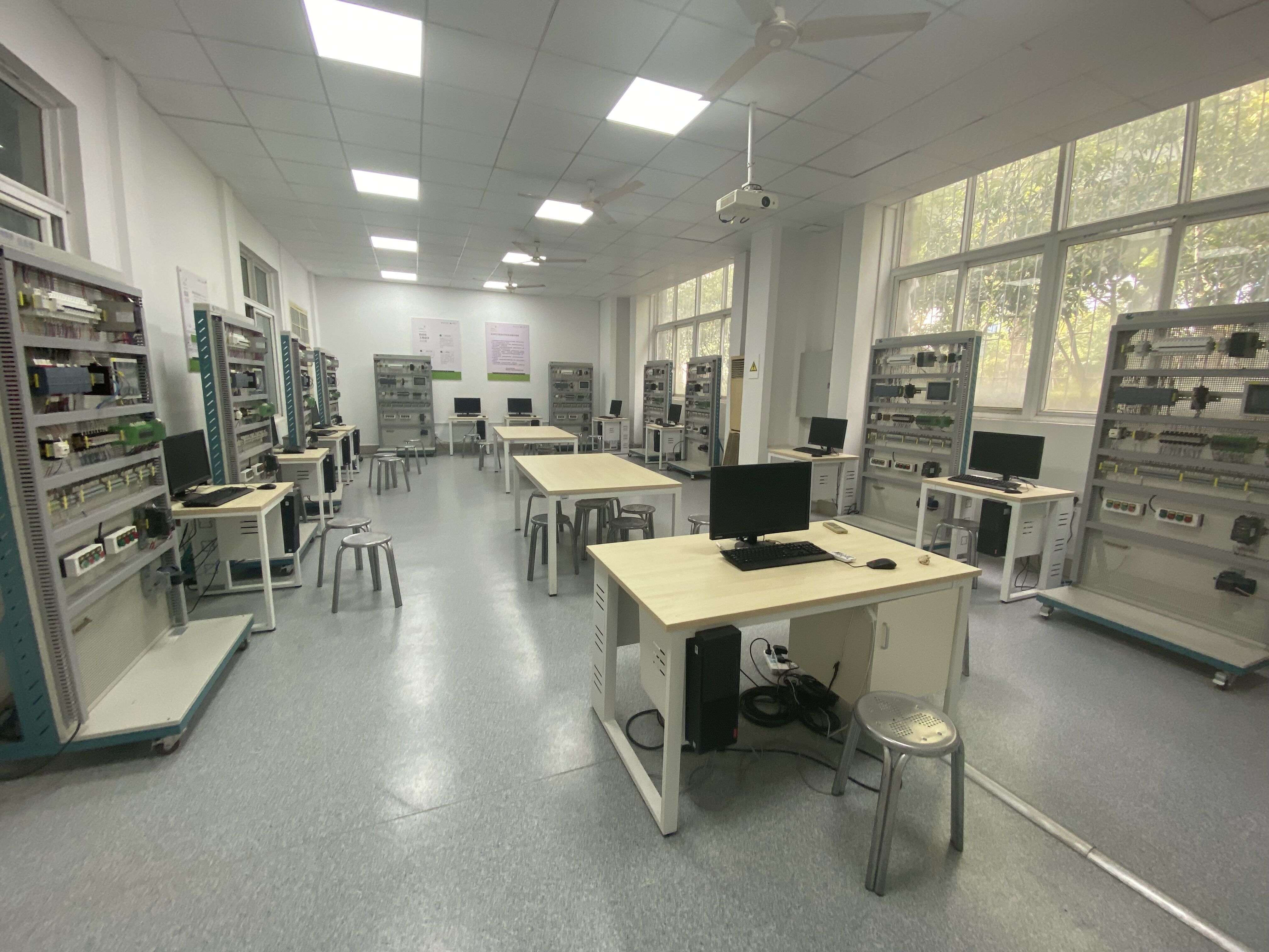 williamhill威廉希尔官网